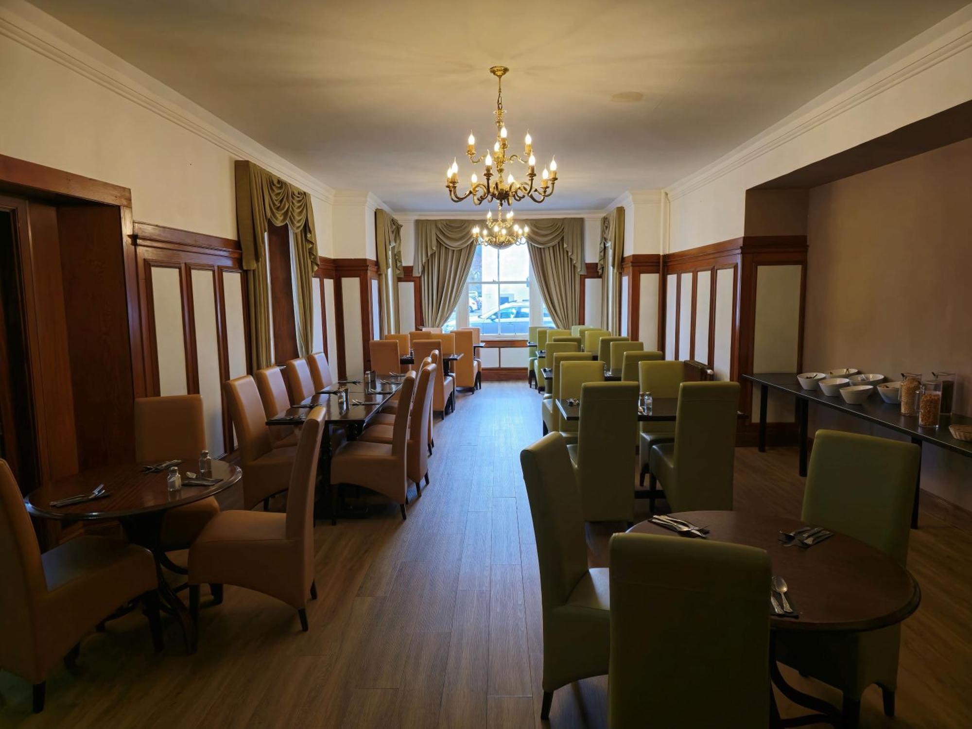 The National Hotel Dingwall